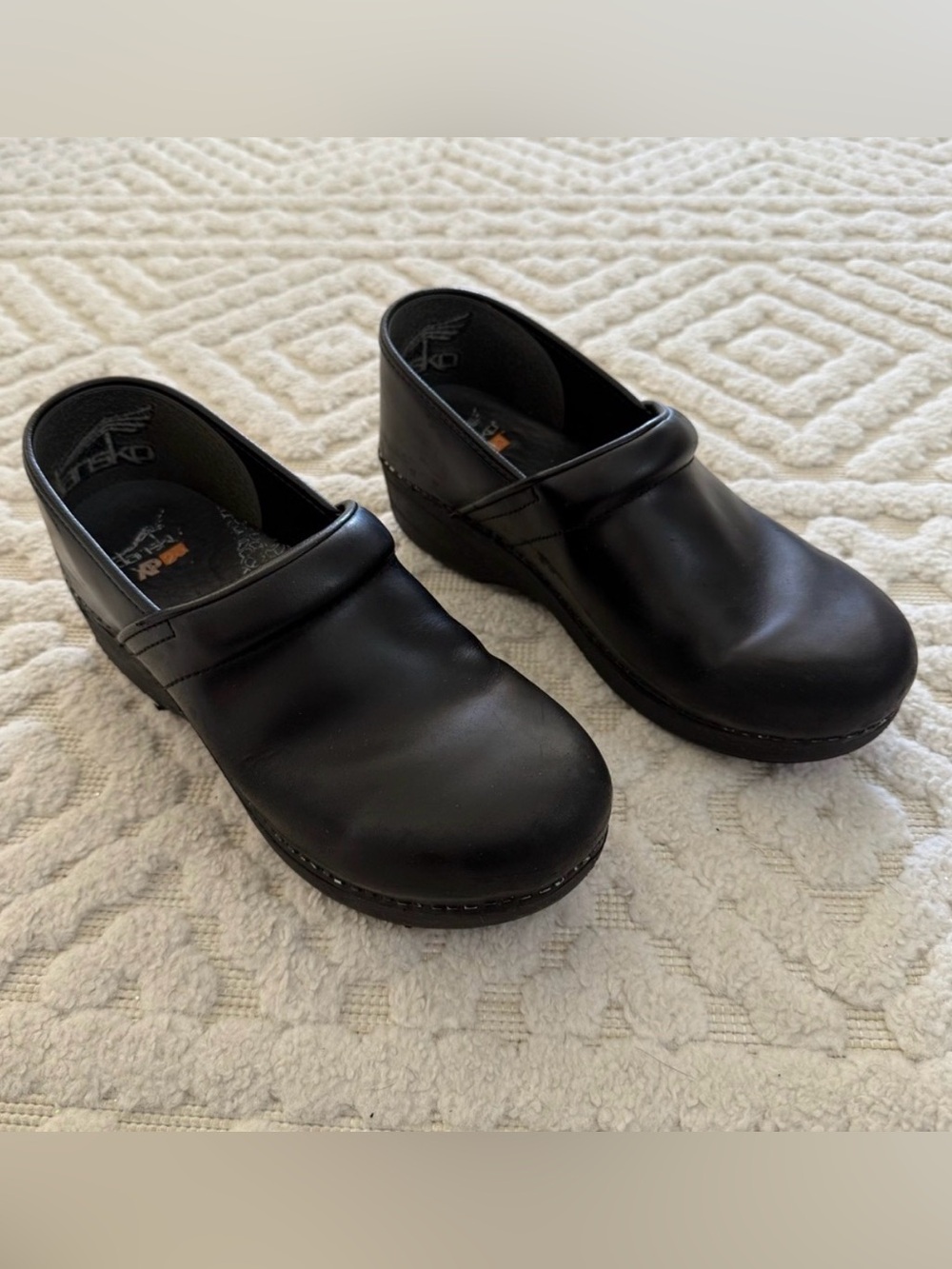 Dansko XP 2.0 Black Professional Slip Resistant Clogs Women’s EU 40 US 9.5-10